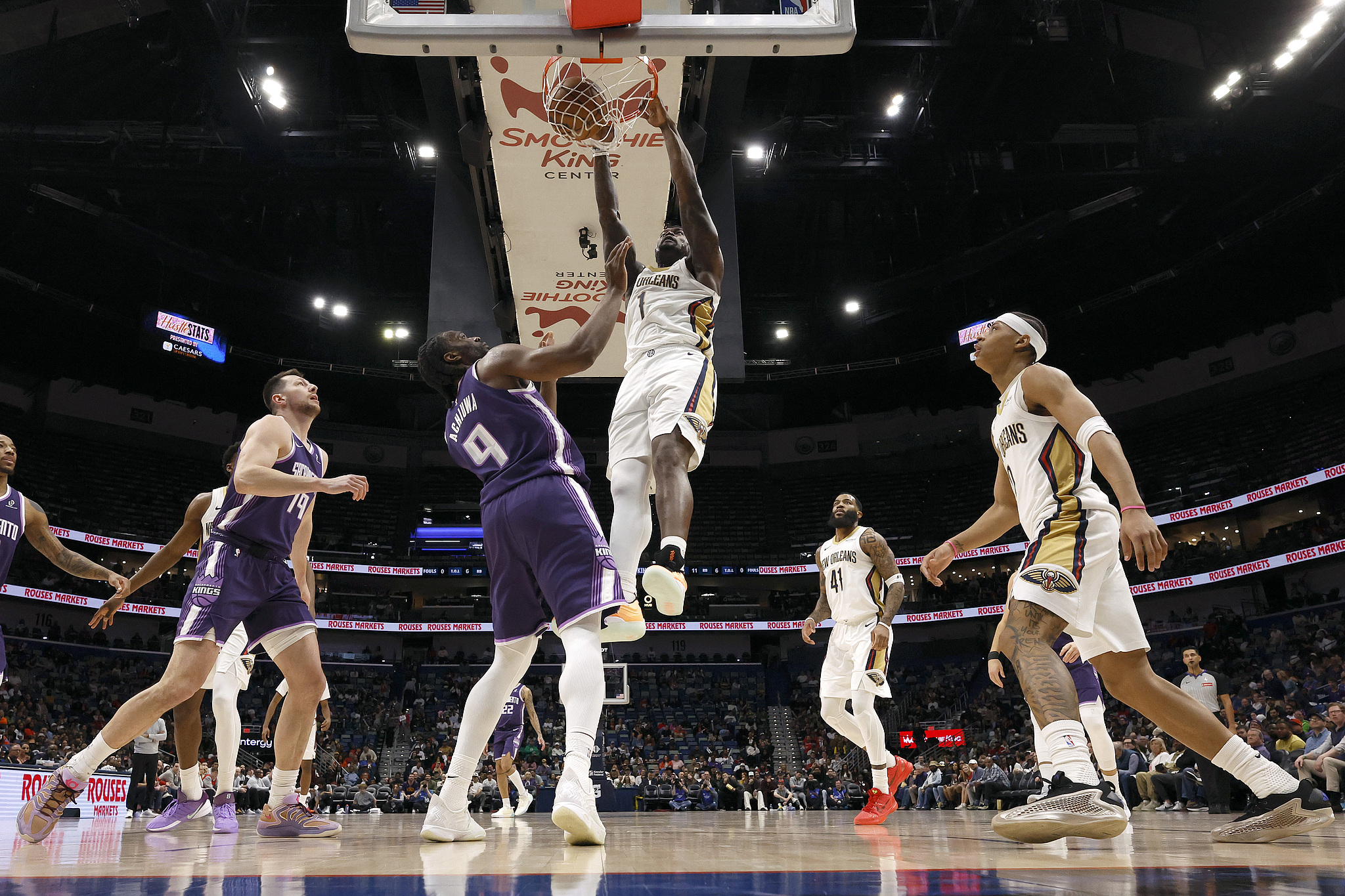 海星体育-锡安18+6雷诺21+19 鹈鹕主场送国王13连败