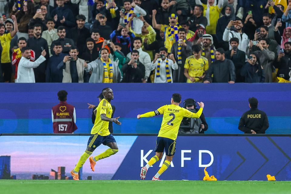 中国海星体育-C罗尴尬！罢赛后球队2战全胜+0失球 2-0斩落卫冕冠军 距榜首仅1分